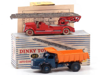 Lot 398 - DINKY TOYS (FRANCE) (2)