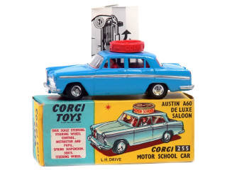 Lot 529 - CORGI TOYS (GB) (1)