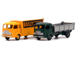 Lot 400 - DINKY TOYS (FRANCE) (2)