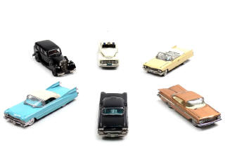 Lot 985 - DIVERS (6)