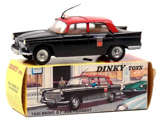 Lot 1022 - DINKY TOYS (FRANCE) (1)