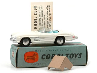 Lot 676 - CORGI TOYS (GB) (1)