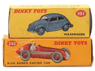 Lot 1161 - DINKY TOYS (GB) (2)