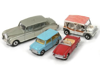 Lot 1169 - DINKY TOYS (GB) (4)