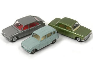 Lot 1097 - DINKY TOYS (FRANCE) (3)
