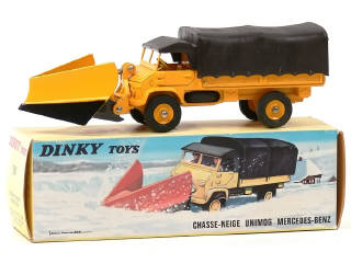 Lot 1072 - DINKY TOYS (FRANCE) (1)