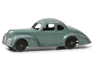 Lot 977 - DINKY TOYS (FRANCE) (1)
