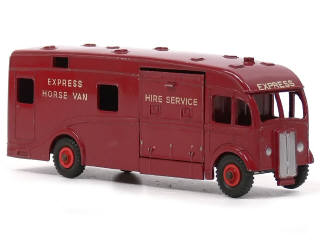 Lot 1151 - DINKY TOYS (GB) (1)