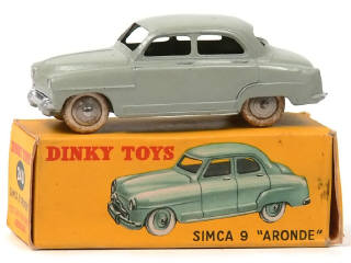 Lot 989 - DINKY TOYS (FRANCE) (1)