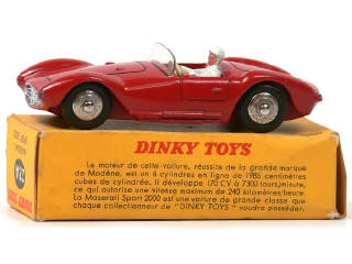 Lot 976 - DINKY TOYS (FRANCE) (1)