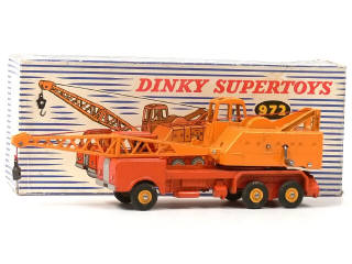 Lot 1062 - DINKY TOYS (FRANCE) (1)