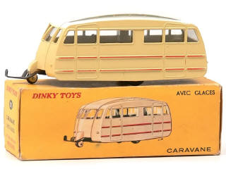 Lot 992 - DINKY TOYS (FRANCE) (1)