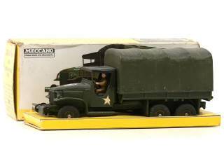 Lot 1080 - DINKY TOYS (FRANCE) (1)