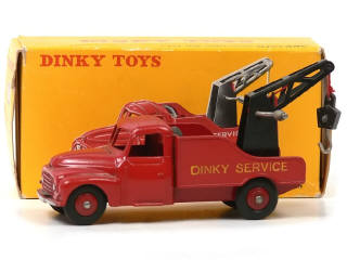 Lot 1054 - DINKY TOYS (FRANCE) (1)