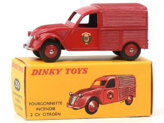 Lot 1038 - DINKY TOYS (FRANCE) (1)