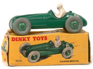 Lot 1123 - DINKY TOYS (GB) (1)