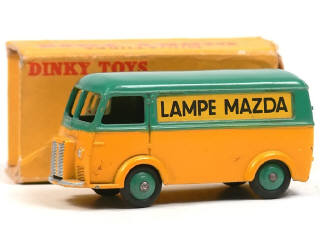 Lot 1042 - DINKY TOYS (FRANCE) (1)