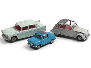 Lot 530 - DINKY TOYS (FRANCE) (3)