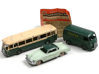 Lot 538 - DINKY TOYS (FRANCE) (4)