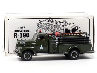 Lot 784 - FIRST GEAR (USA) (1)