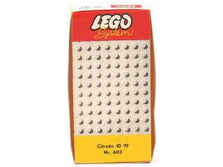 Lot 334 - LEGO (DANEMARK) (1)