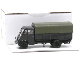 Lot 725 - FIRETECH (FRANCE) (1)