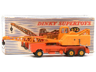 Lot 1465 - DINKY TOYS (FRANCE) (1)