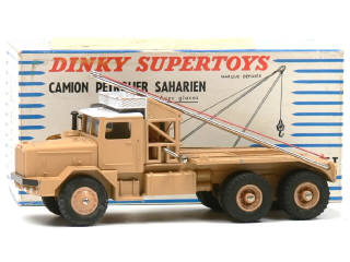 Lot 1462 - DINKY TOYS (FRANCE) (1)