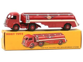 Lot 1448 - DINKY TOYS (FRANCE) (1)