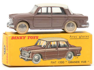 Lot 1322 - DINKY TOYS (FRANCE) (1)