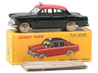 Lot 1319 - DINKY TOYS (FRANCE) (1)