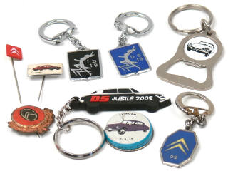 Lot 460 - DIVERS (9)