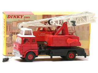 Lot 1266 - DINKY TOYS (GB) (1)