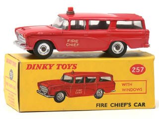Lot 1247 - DINKY TOYS (GB) (1)