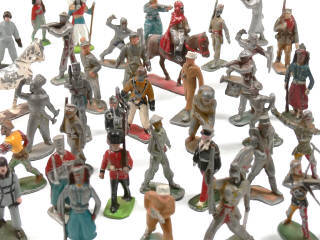 Lot 875 - FIGURINES DIVERSES (1)