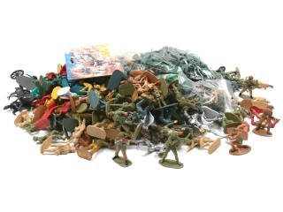 Lot 882 - FIGURINES DIVERSES (1)