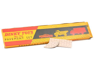 Lot 1254 - DINKY TOYS (GB) (1)
