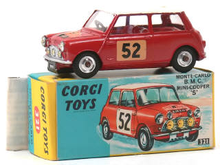 Lot 1132 - CORGI TOYS (GB) (1)