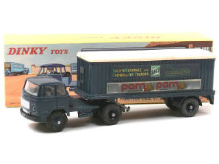 Lot 1488 - DINKY TOYS (FRANCE) (1)