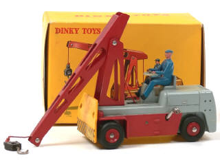 Lot 1463 - DINKY TOYS (FRANCE) (1)