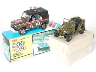 Lot 181 - SARATOV & DIVERS (2)