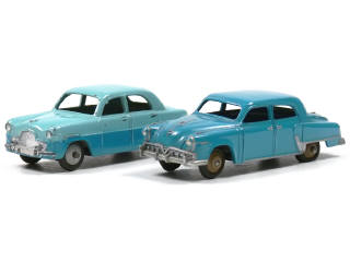 Lot 710 - DINKY TOYS (GB) (2)