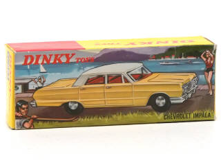 Lot 705 - DINKY TOYS (GB) (1)