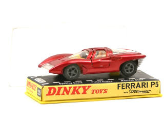Lot 691 - DINKY TOYS (GB) (1)