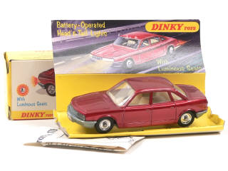 Lot 679 - DINKY TOYS (GB) (1)