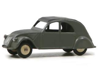 Lot 547 - DINKY TOYS (FRANCE) (1)
