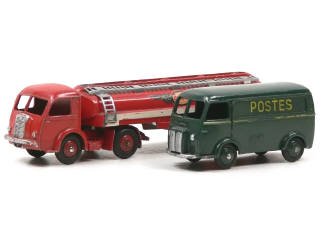 Lot 608 - DINKY TOYS (FRANCE) (2)