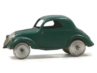 Lot 539 - DINKY TOYS (FRANCE) (1)