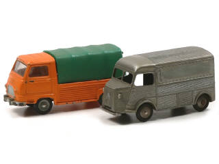 Lot 610 - DINKY TOYS (FRANCE) (2)