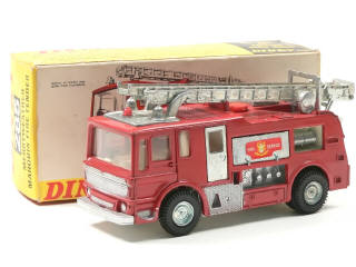 Lot 340 - DINKY TOYS (GB) (1)